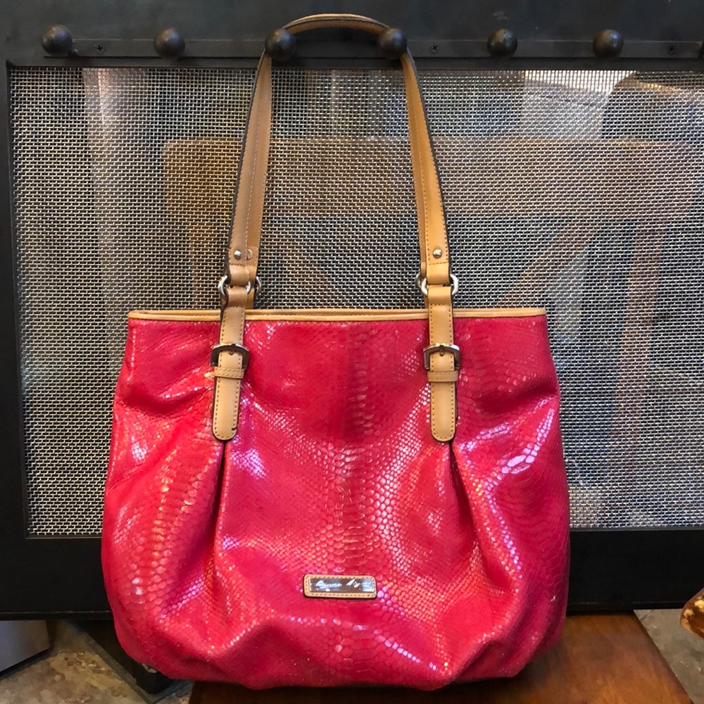 Absolutely beautiful Etienne Aigner pink snakeskin